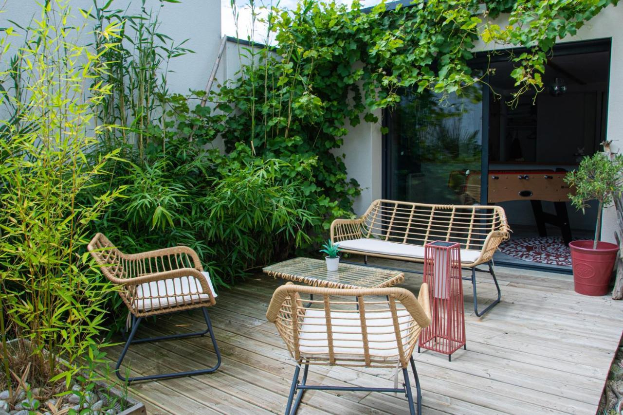 La Villa Ô bois - Maison en face de la forêt Séméac Extérieur photo