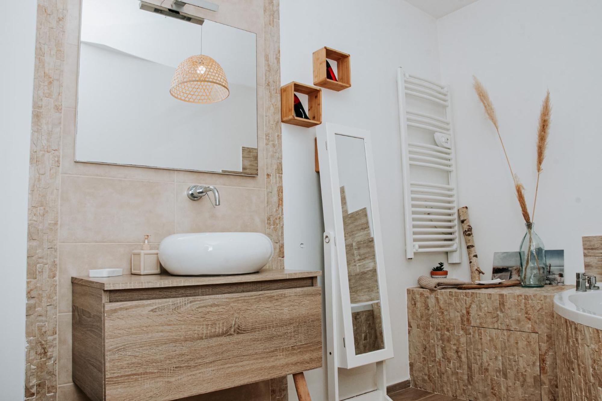 La Villa Ô bois - Maison en face de la forêt Séméac Extérieur photo